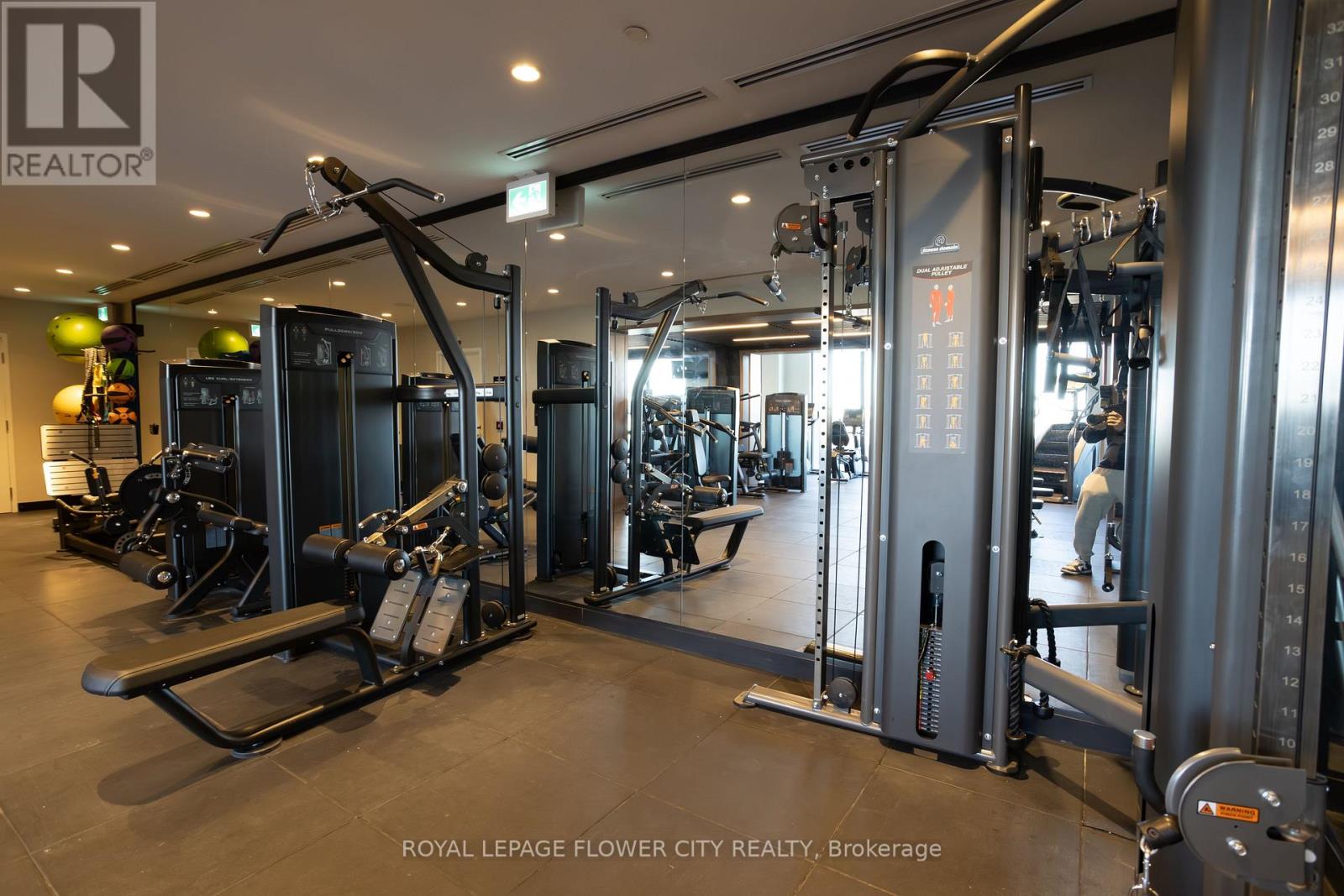 1818 - 15 Skyridge Drive, Brampton, Ontario  L6P 4S3 - Photo 44 - W12933272