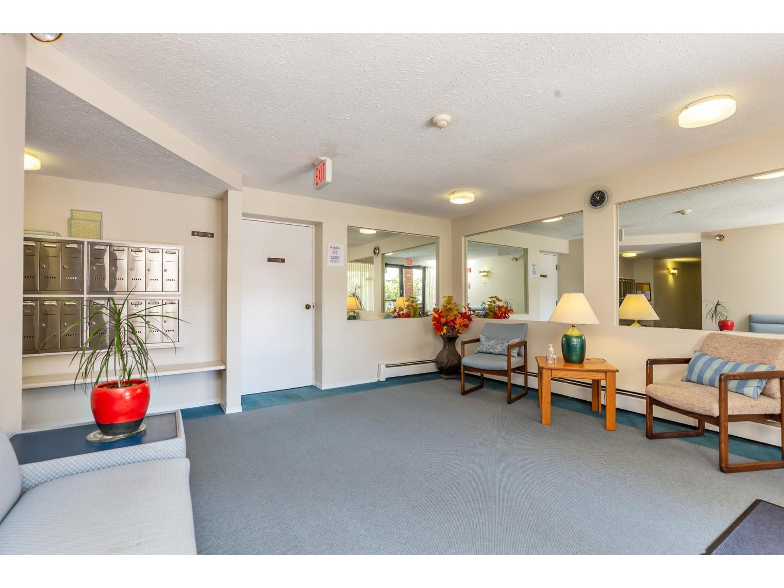 204 32885 George Ferguson Way, Abbotsford, British Columbia  V2S 7X1 - Photo 4 - R3103603