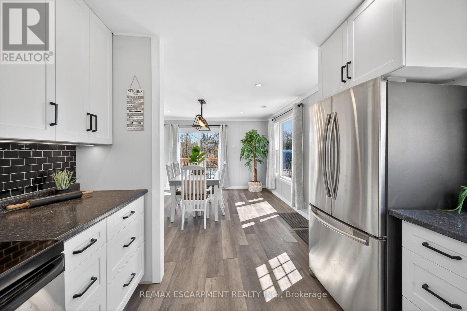 16 Swallow Lane, Haldimand, Ontario  N0A 1P0 - Photo 17 - X12933256