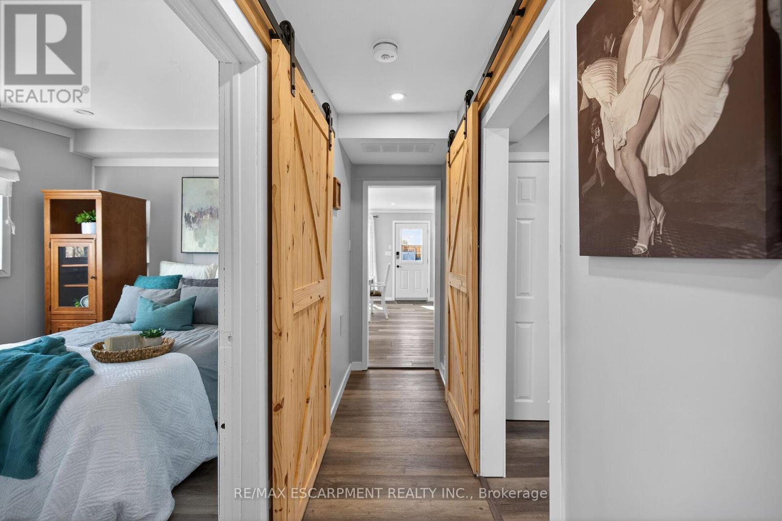 16 Swallow Lane, Haldimand, Ontario  N0A 1P0 - Photo 27 - X12933256