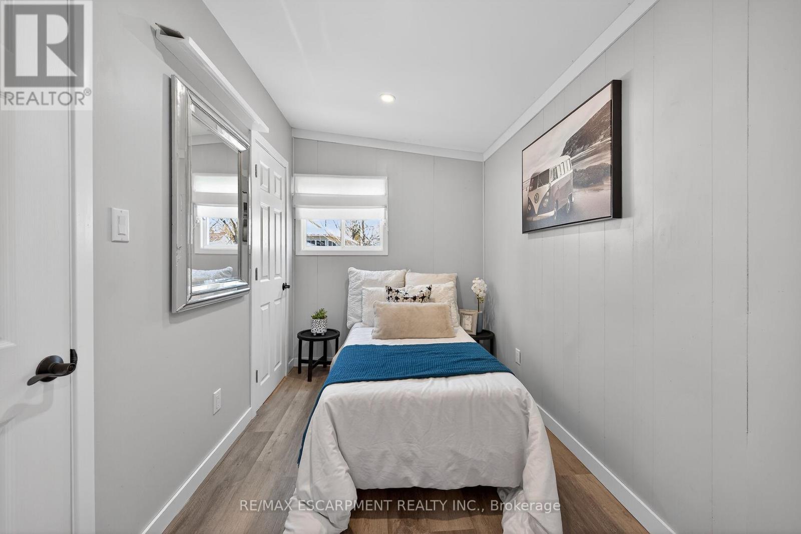 16 Swallow Lane, Haldimand, Ontario  N0A 1P0 - Photo 30 - X12933256