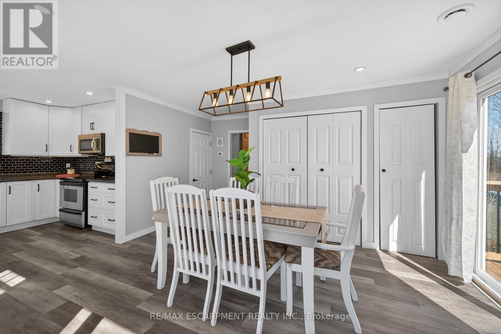 16 Swallow Lane, Haldimand, Ontario  N0A 1P0 - Photo 8 - X12933256