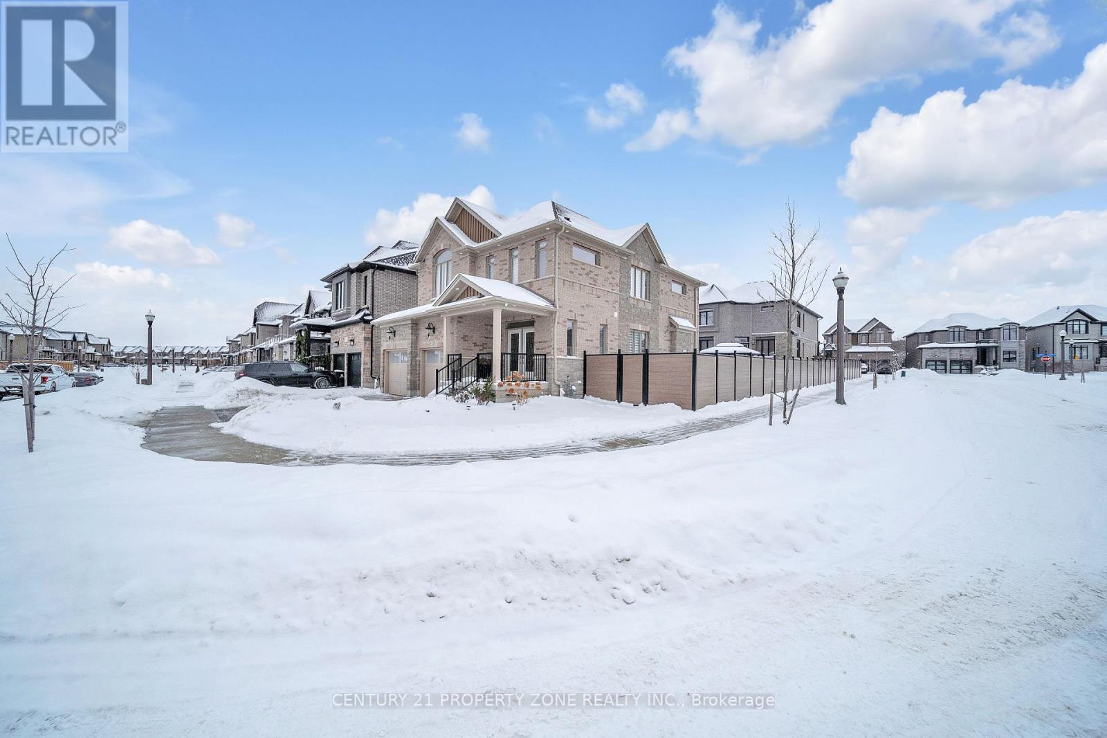 20 Hollybrook Trail, Kitchener, Ontario  N2R 0M4 - Photo 2 - X12933274