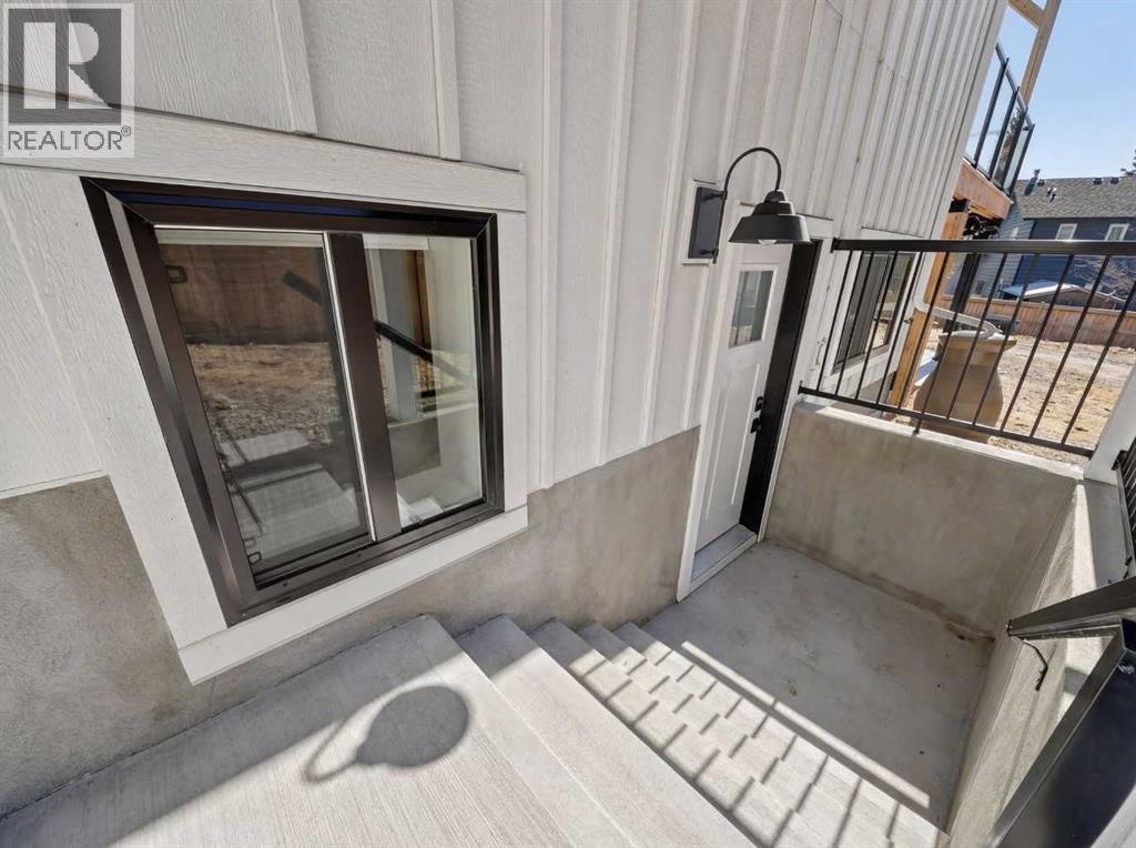 29 Highwood Drive, Okotoks, Alberta  T1S 5S3 - Photo 38 - A2286396