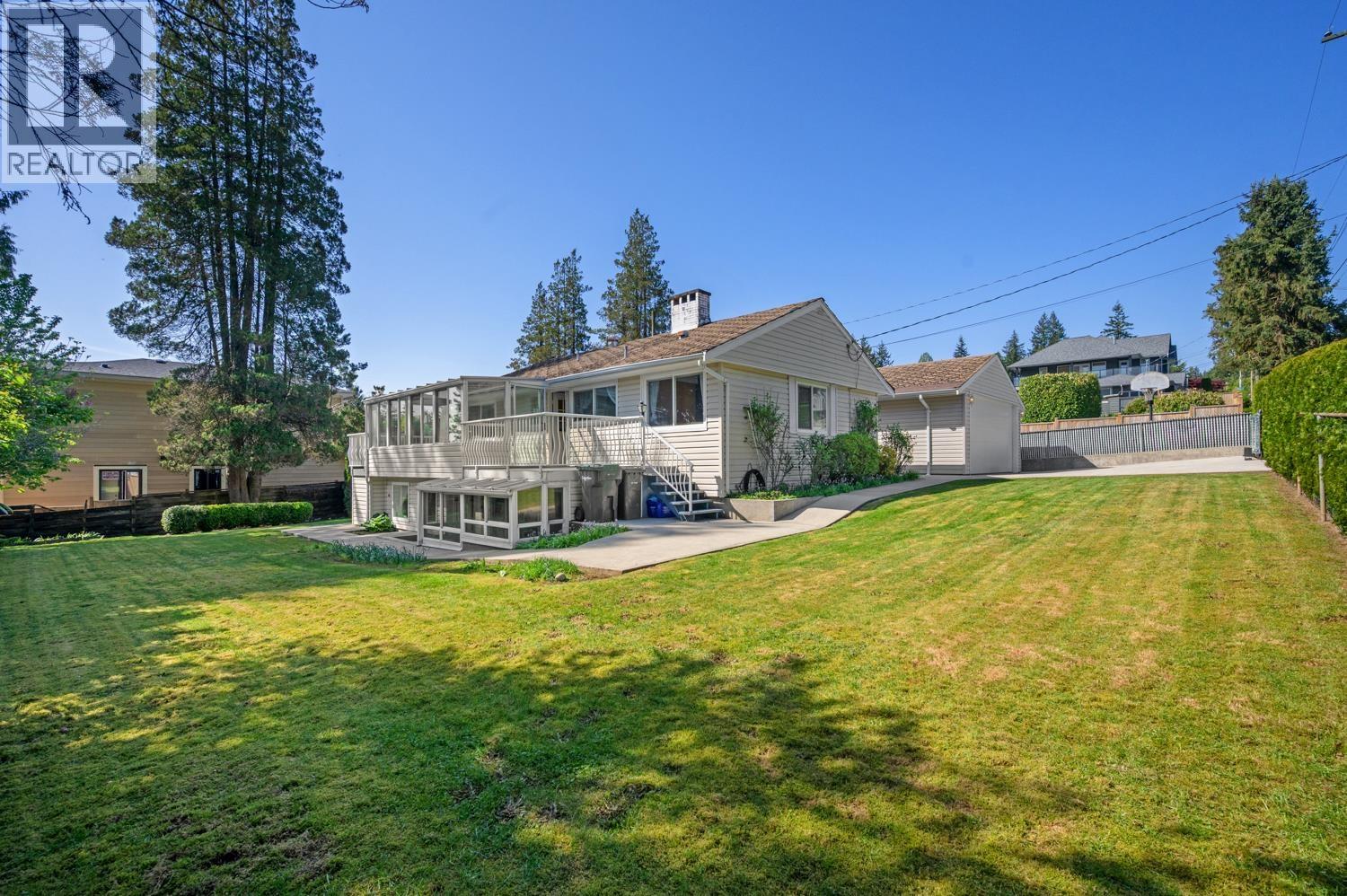 320 Walker Street, Coquitlam, British Columbia  V3K 4C9 - Photo 4 - R2996853