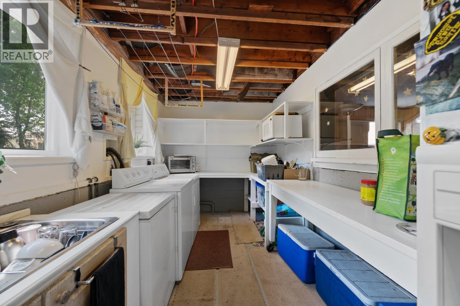 320 Walker Street, Coquitlam, British Columbia  V3K 4C9 - Photo 23 - R2996853