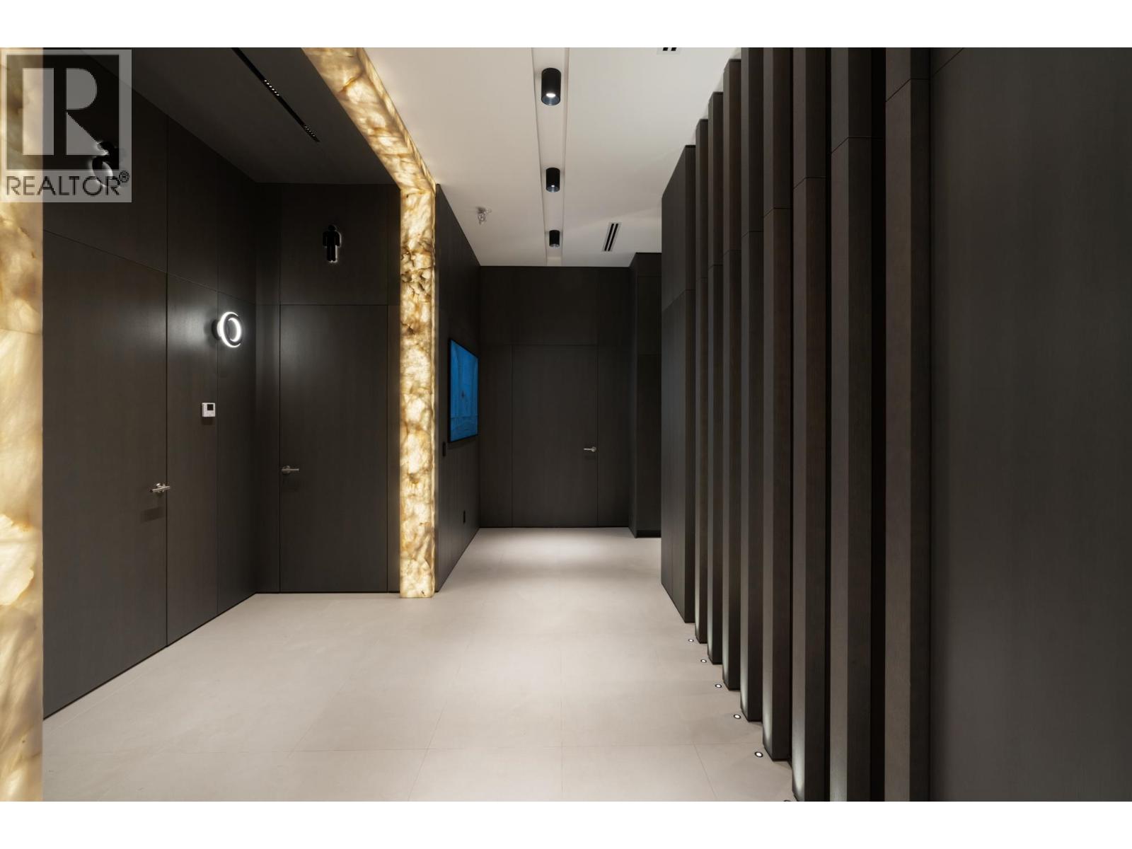 1406 Pemberton Avenue, North Vancouver, British Columbia V7P 2S1 - Photo 4 - C8070046