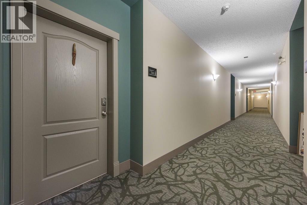 341, 20 Discovery Ridge Close SW, Calgary, Alberta  T3H 5X4 - Photo 4 - A2290041