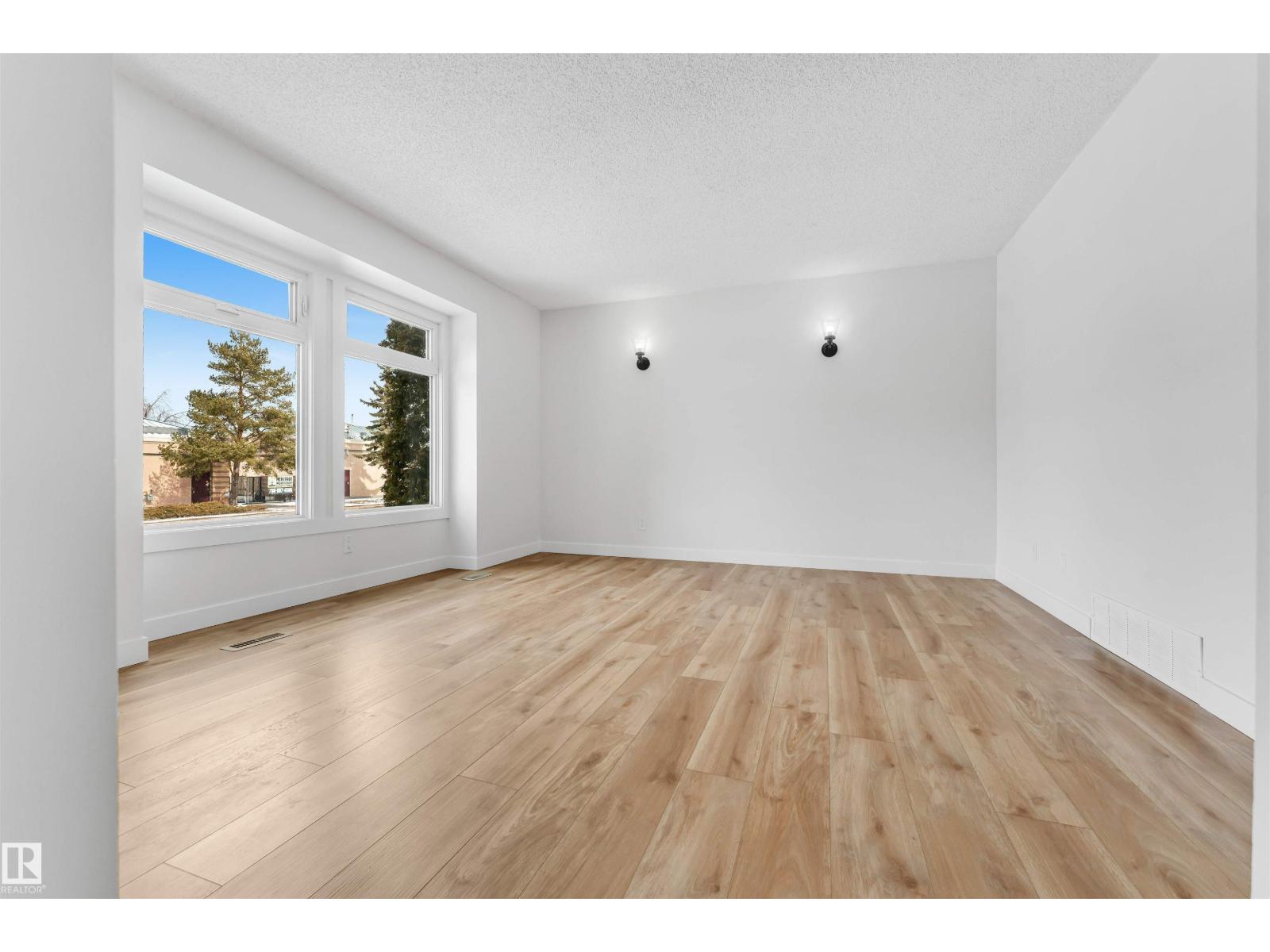 10865 21 Ave Nw, Edmonton, Alberta  T5J 5S1 - Photo 12 - E4479650