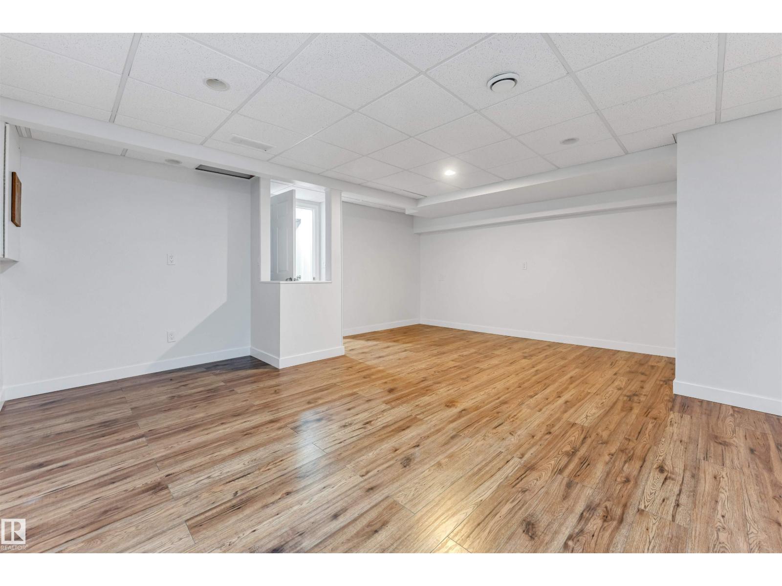 10865 21 Ave Nw, Edmonton, Alberta  T5J 5S1 - Photo 38 - E4479650