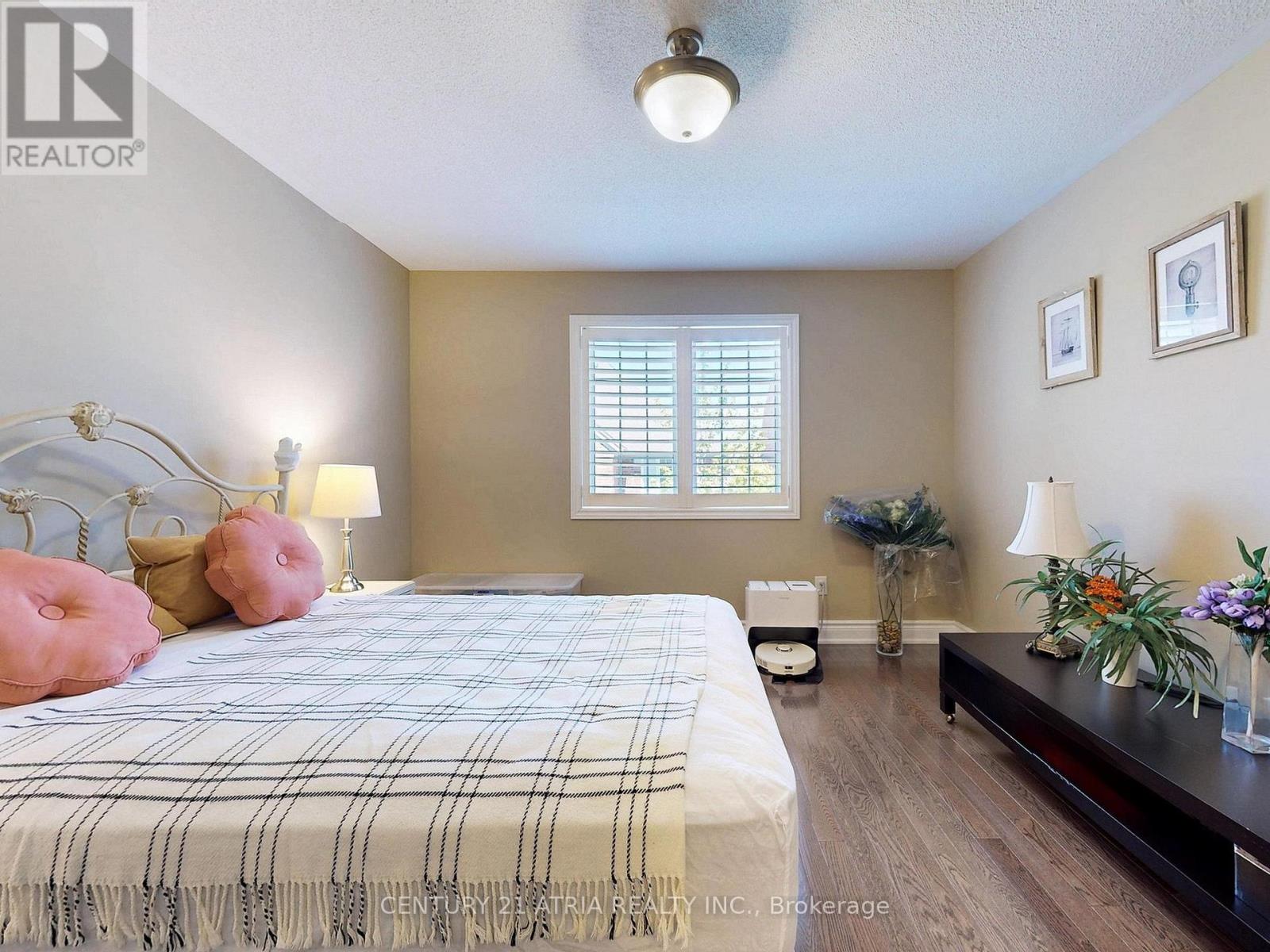 2 Colonel George Mclaren Drive, Markham, Ontario  L6C 0L3 - Photo 28 - N12924900