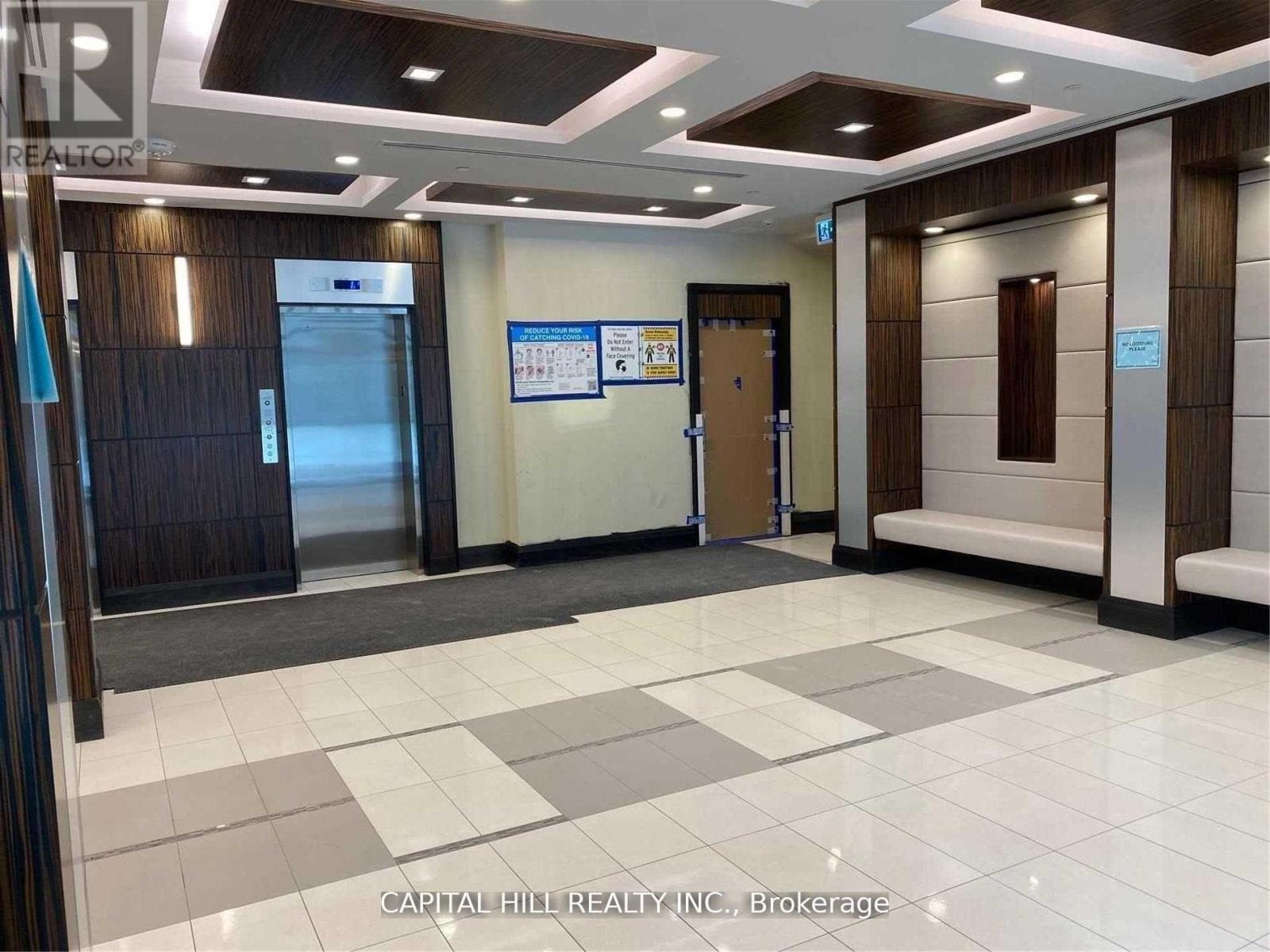 Ph 105 - 349 Rathburn Road W, Mississauga, Ontario  L5B 0G9 - Photo 4 - W12933292