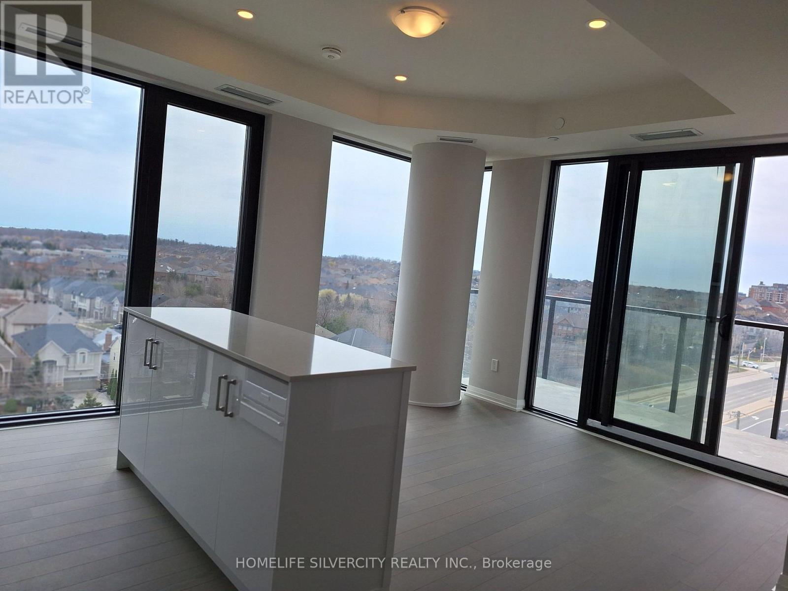 806 - 3006 William Cutmore Boulevard, Oakville, Ontario  L6H 8A4 - Photo 9 - W12933296