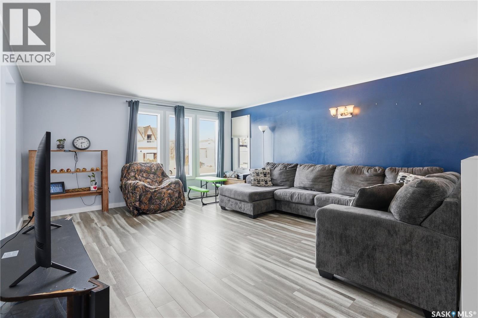 116 2nd Street, Hague, Saskatchewan  S0K 1X0 - Photo 3 - SK031500