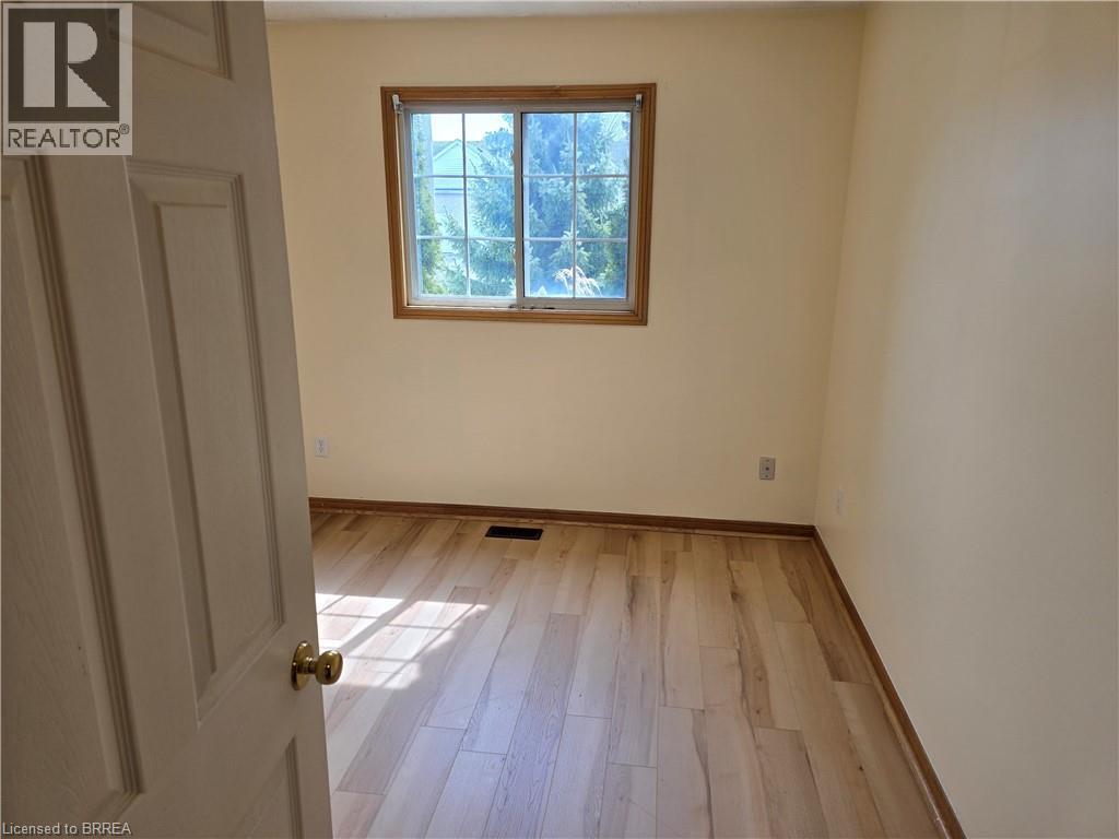 25d Griffiths Drive, Paris, Ontario  N3L 4B7 - Photo 5 - 40815953