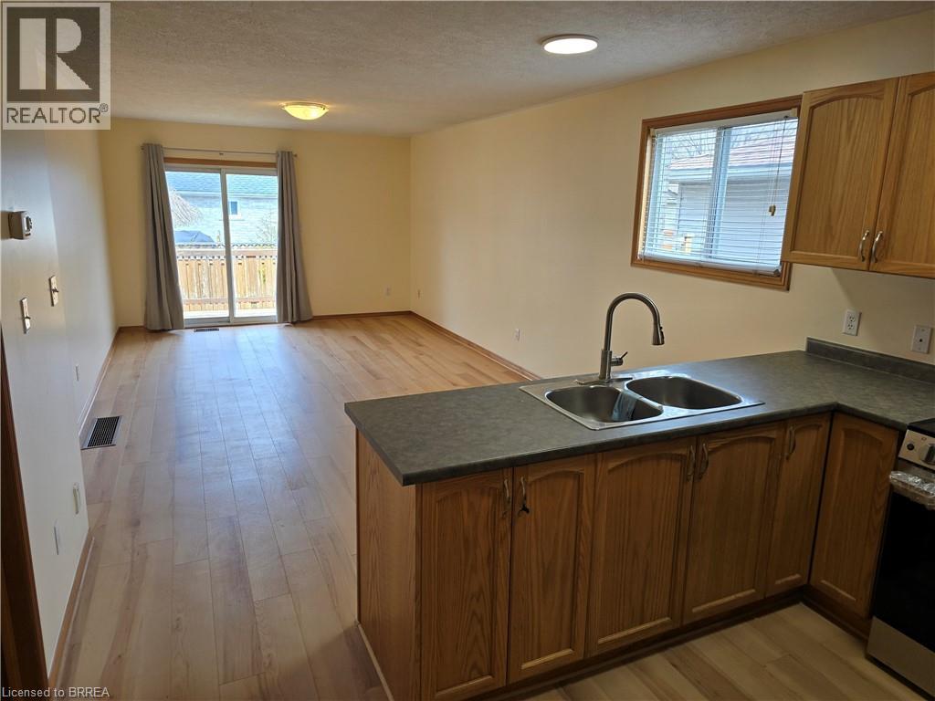 25d Griffiths Drive, Paris, Ontario  N3L 4B7 - Photo 9 - 40815953