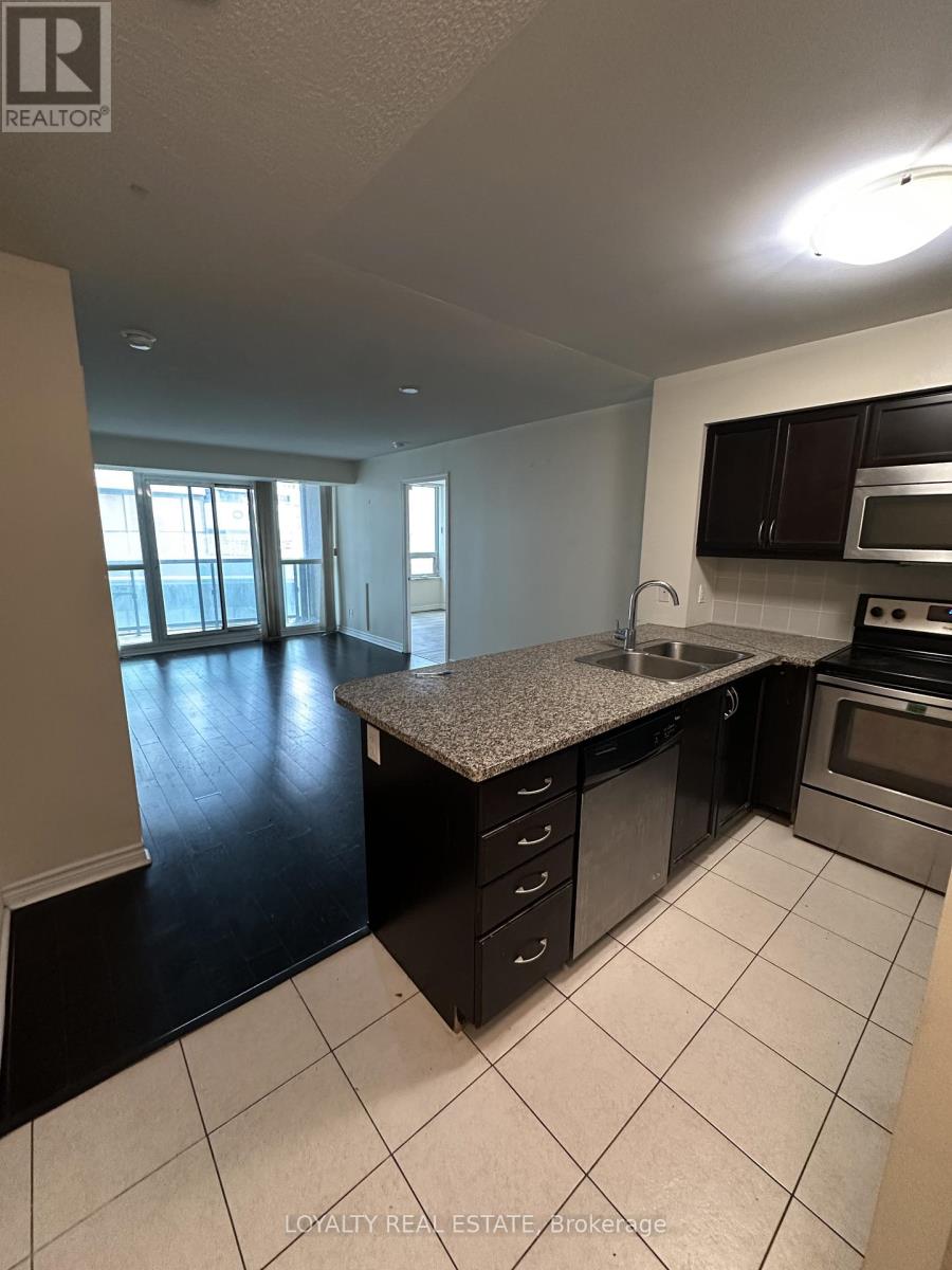 509 - 19 Grand Trunk Crescent, Toronto, Ontario  M5J 3A3 - Photo 2 - C12777906