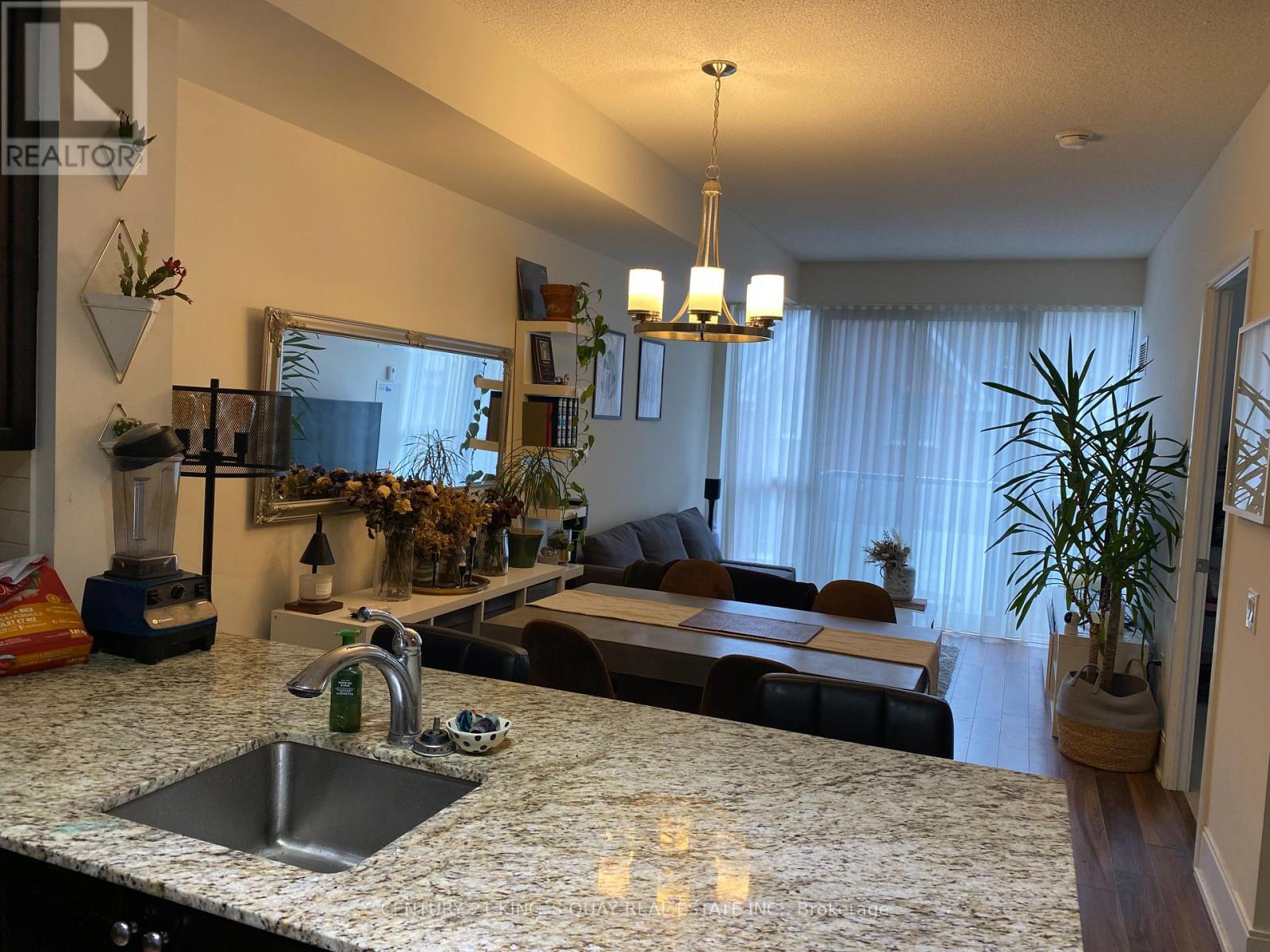 323 - 560 Front Street W, Toronto, Ontario  M5V 1C1 - Photo 4 - C12932138