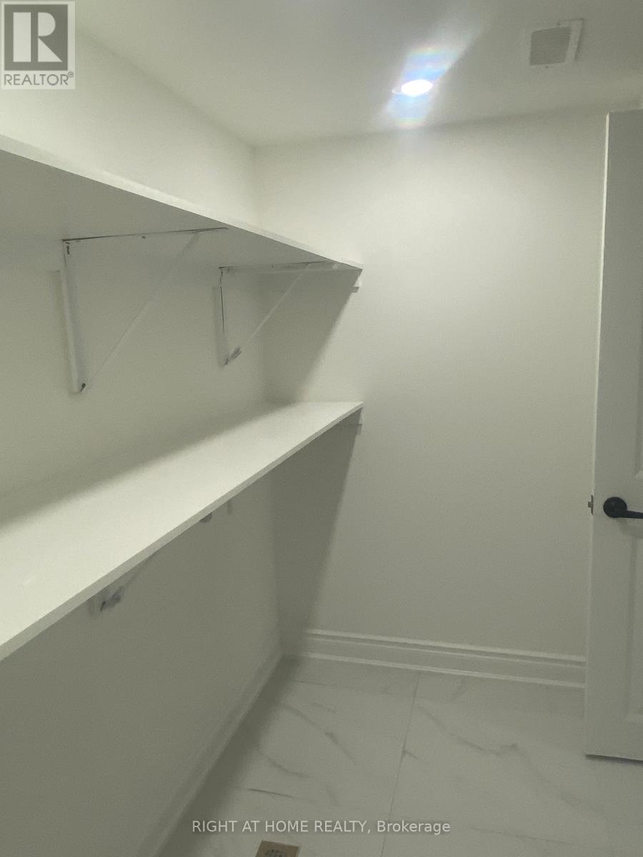 1400 Sq Ft Apx. - 89 Alistair Crescent, Vaughan, Ontario  L4H 4T7 - Photo 10 - N12907050