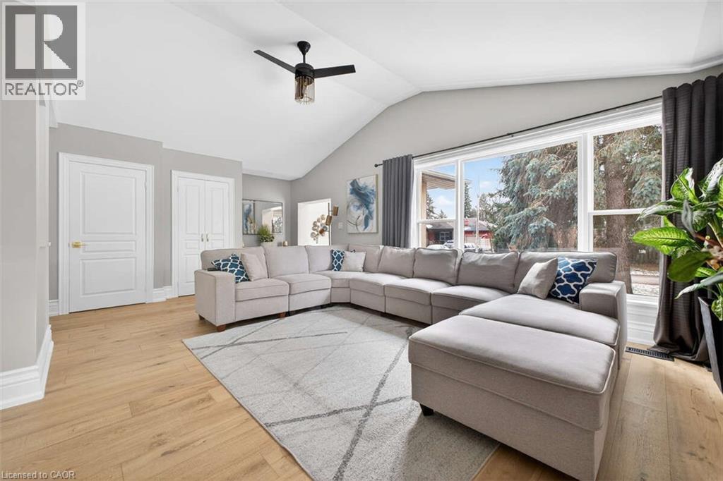 4 Peter Street, Hamilton, Ontario  L8B 0Z4 - Photo 6 - 40813682