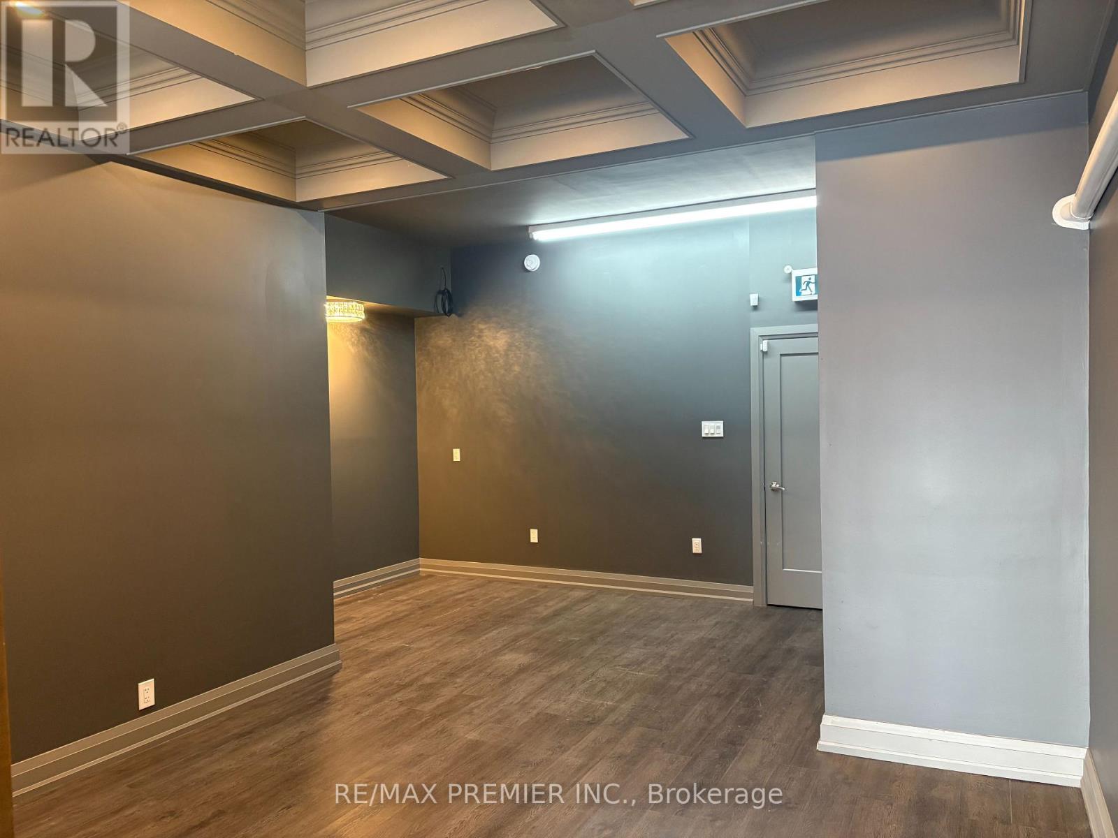 2892 Dufferin Street, Toronto, Ontario  M6B 3S6 - Photo 4 - W12849042