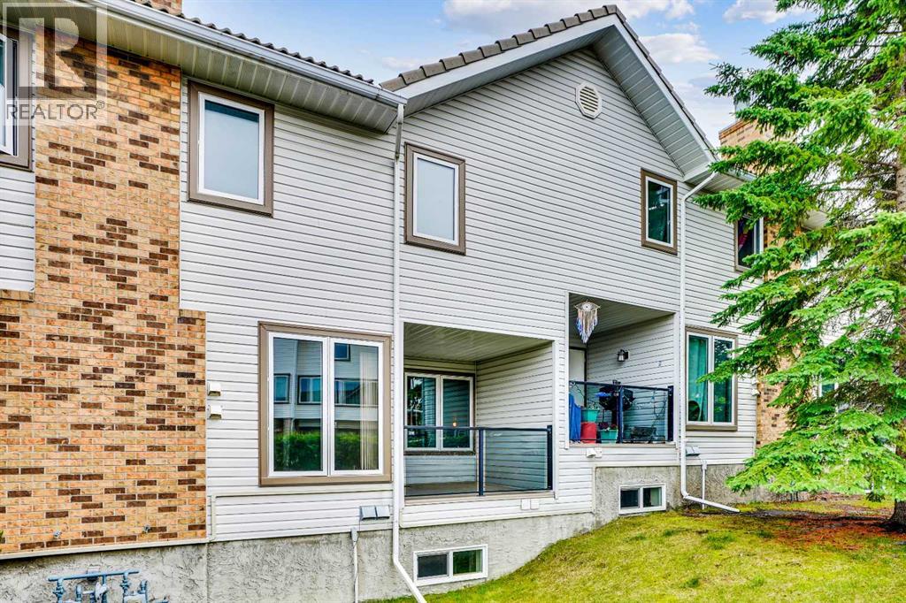 219 Coachway Lane Sw, Calgary, Alberta  T3H 1A4 - Photo 46 - A2293775