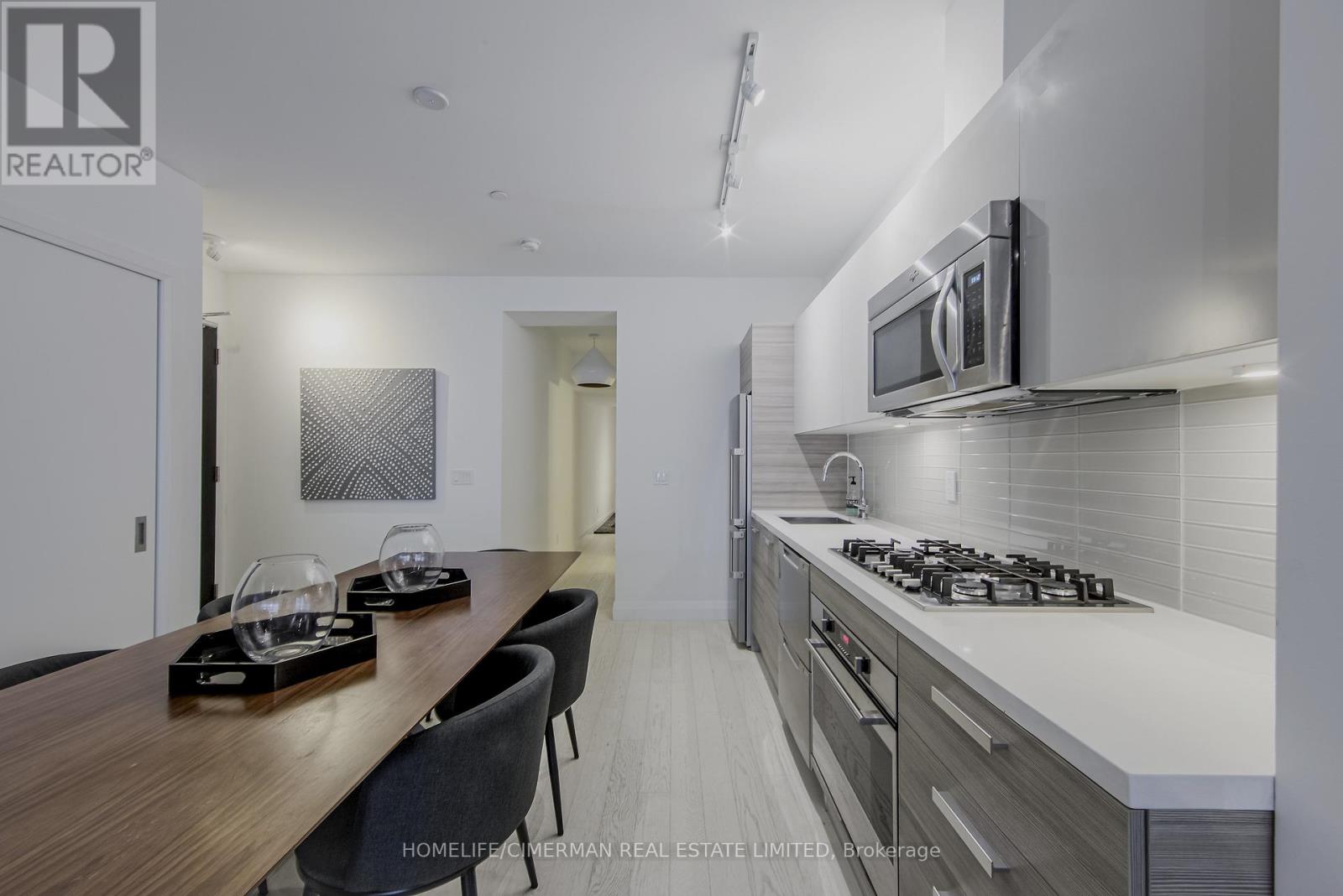 501 - 224 King Street W, Toronto, Ontario  M5V 1H8 - Photo 11 - C12839086