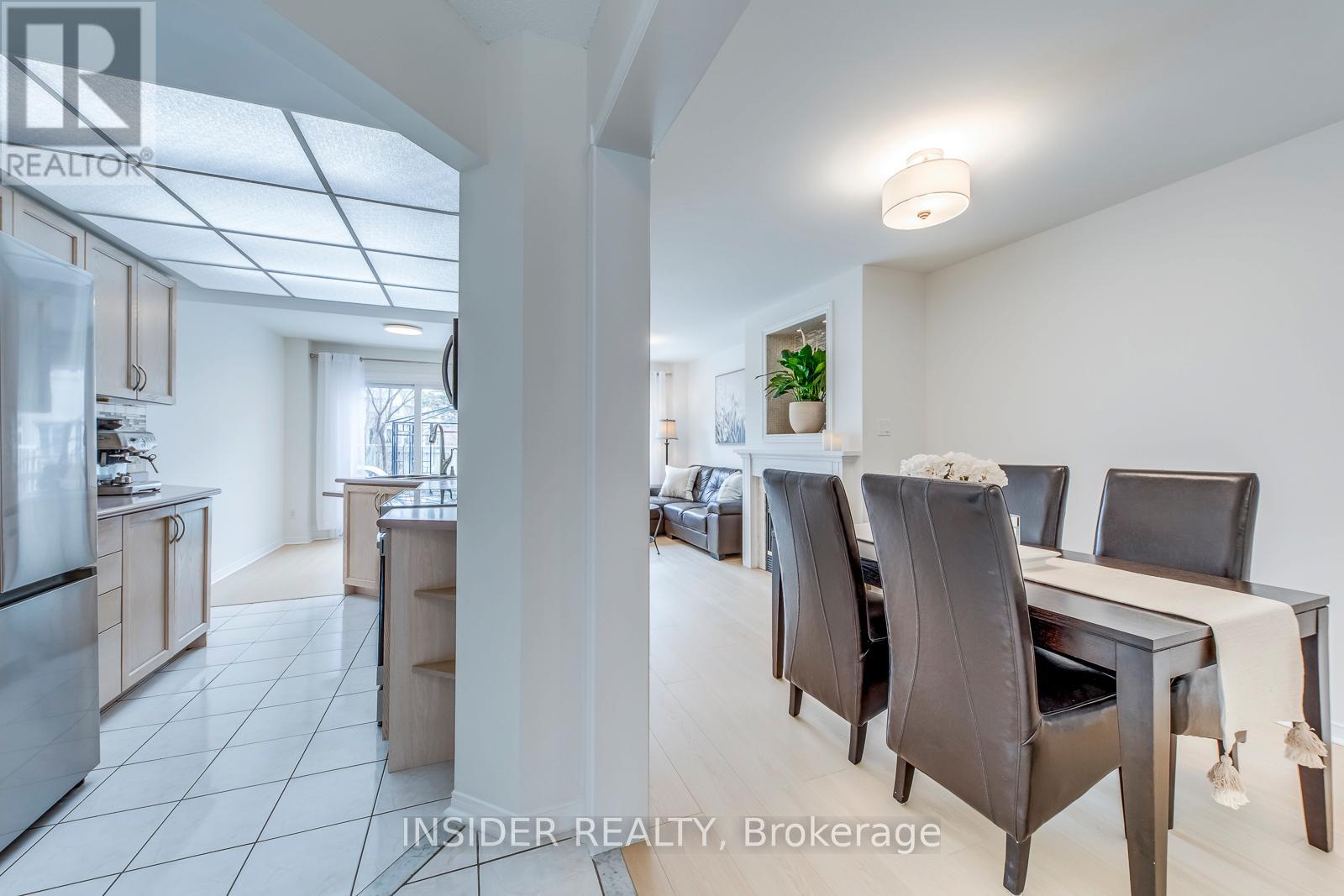 14 - 455 Apache Court, Mississauga, Ontario  L4Z 3W8 - Photo 4 - W12933308