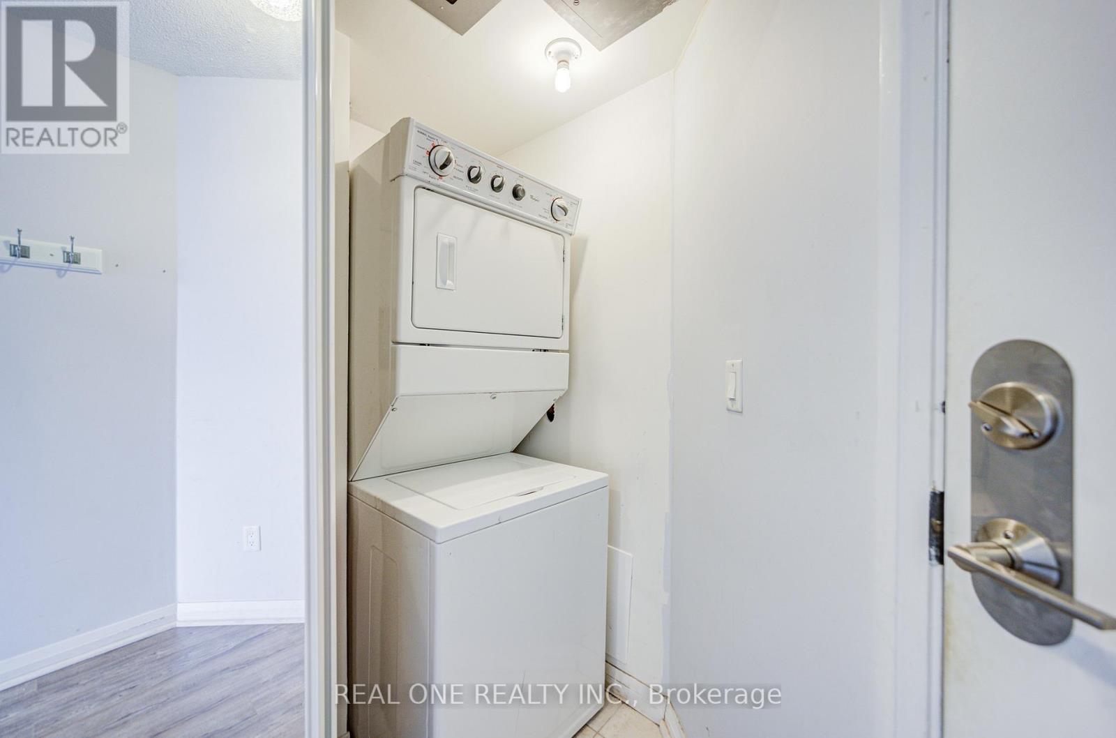 309 - 220 Forum Drive, Mississauga, Ontario L4Z 4K1 - Photo 8 - W12933320