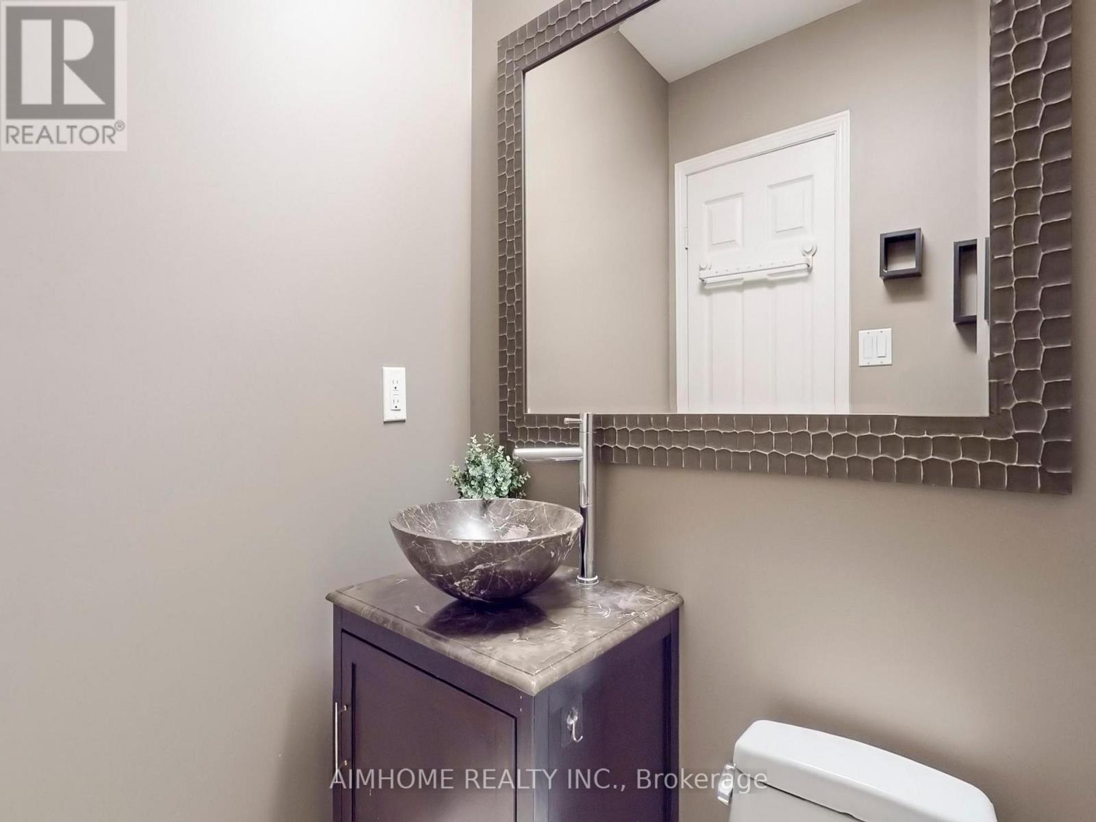 1417 Greendale Terrace, Oakville, Ontario  L6M 1W7 - Photo 21 - W12933324