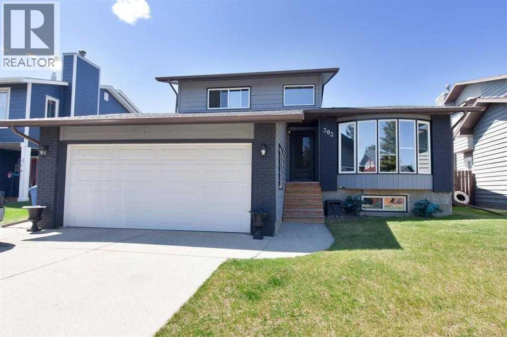 303 Woodside Place, Okotoks, Alberta  T1S 1L9 - Photo 4 - A2285284