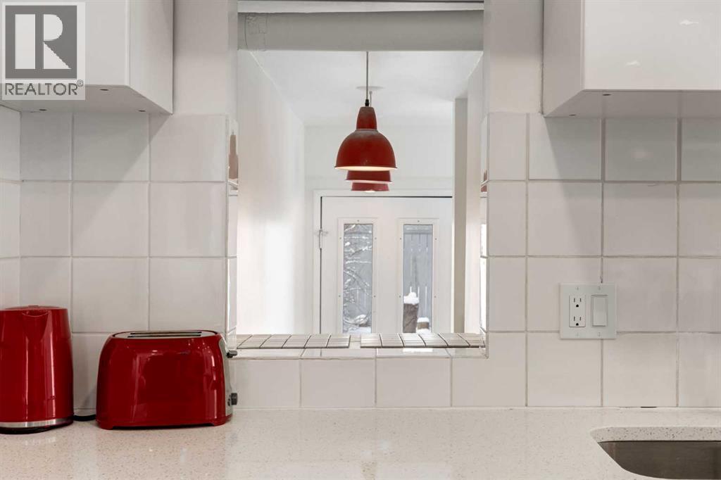 1416 Memorial Drive Nw, Calgary, Alberta  T2N 3E5 - Photo 13 - A2293255