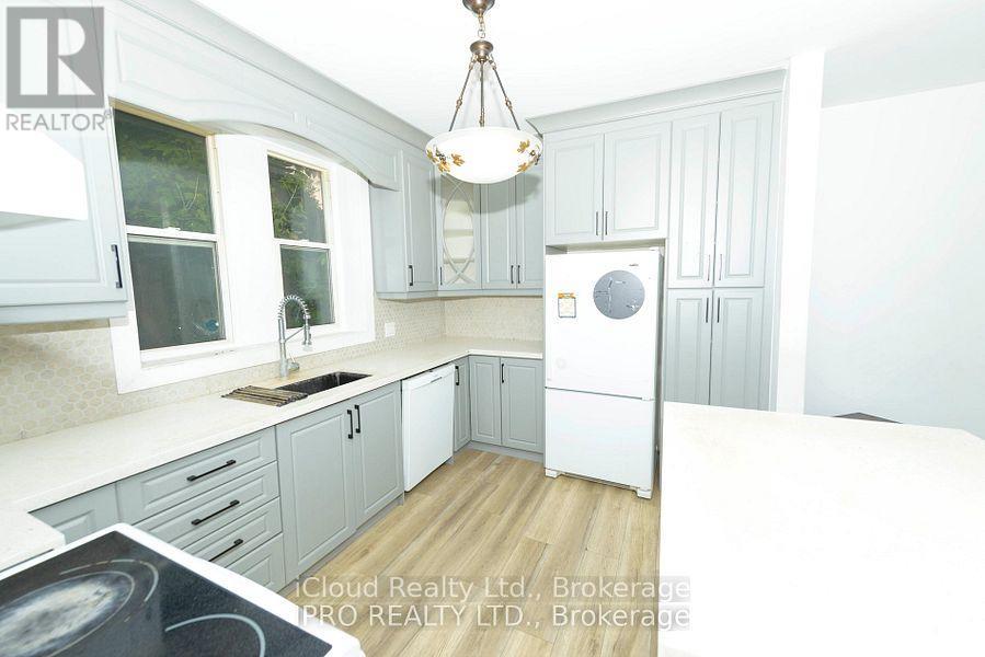 81 FLORENCE AVENUE, Kitchener, Ontario