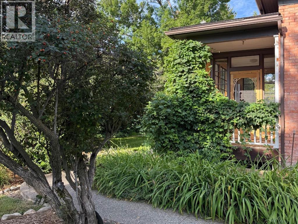 725 Macleod Trail Sw, High River, Alberta  T1V 1B8 - Photo 8 - A2283870