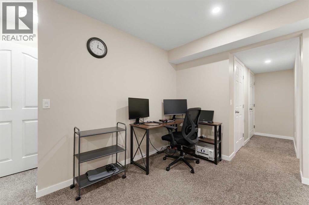 67 Bridlecrest Road Sw, Calgary, Alberta  T2Y 5J2 - Photo 31 - A2296456