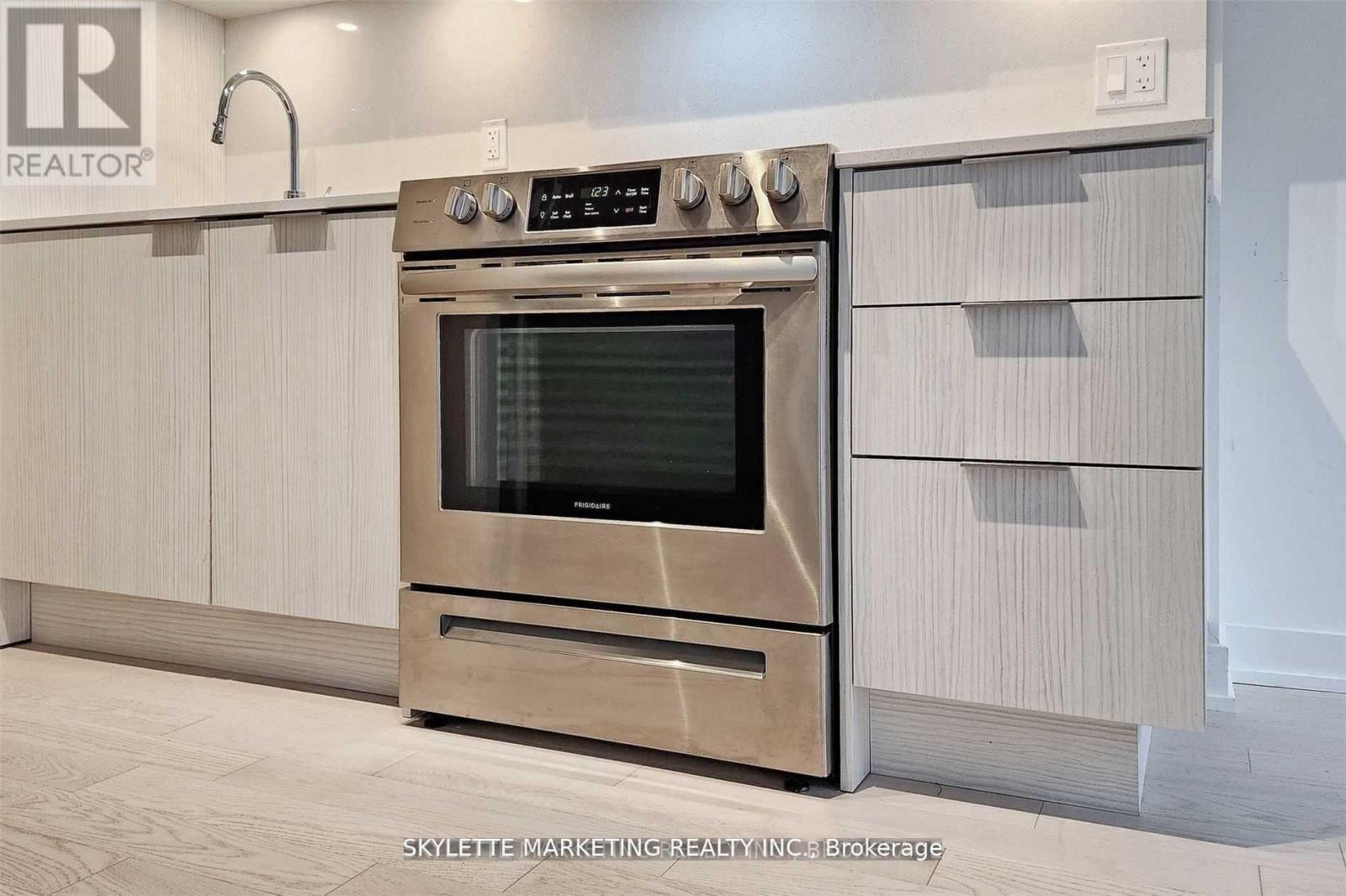 419 - 25 Richmond Street E, Toronto, Ontario  M5C 0A6 - Photo 6 - C12933332