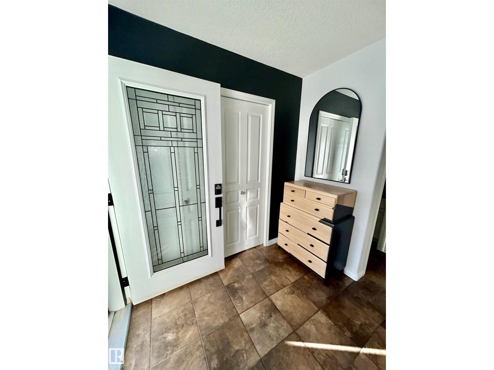 5112 159 Av Nw, Edmonton, Alberta  T5Y 0M4 - Photo 3 - E4478624