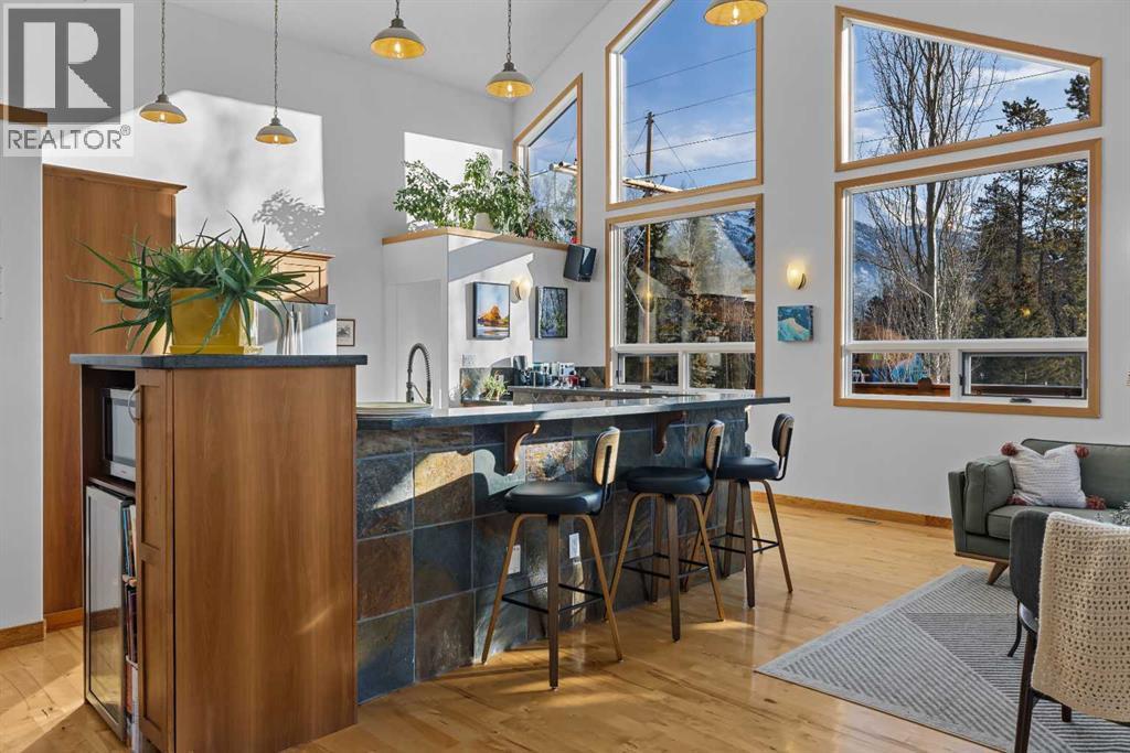 1712 11th Avenue, Canmore, Alberta  T1W 1V2 - Photo 15 - A2282392