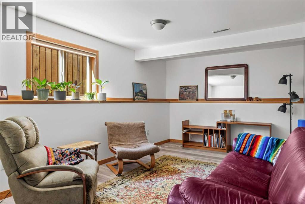 1712 11th Avenue, Canmore, Alberta  T1W 1V2 - Photo 47 - A2282392