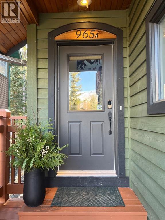 965 Lawrence Grassi Ridge, Canmore, Alberta  T1W 3C3 - Photo 2 - A2283866