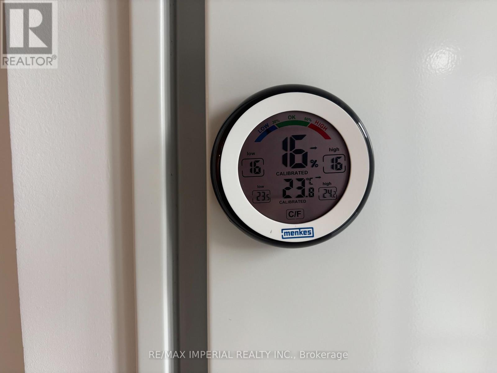 1815 - 180 Front Street E, Toronto, Ontario  M5A 0A9 - Photo 16 - C12933356