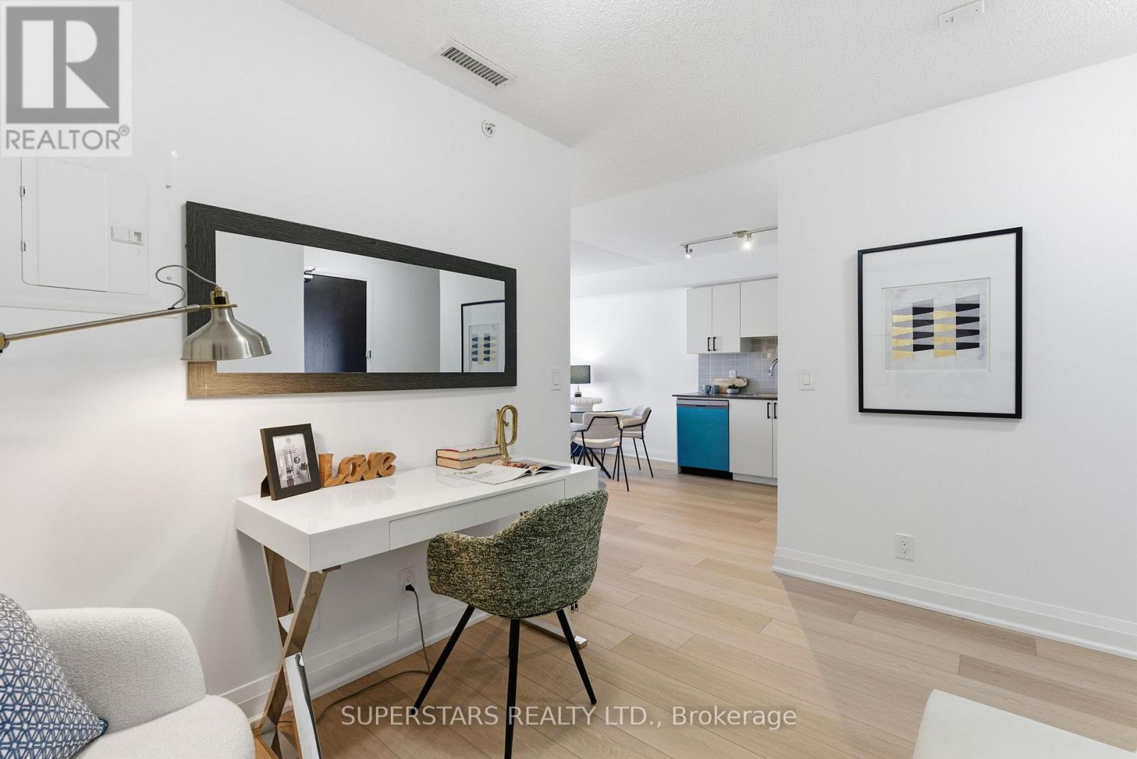 606 - 372 Highway 7 E Road, Richmond Hill, Ontario  L4B 0C6 - Photo 10 - N12933338