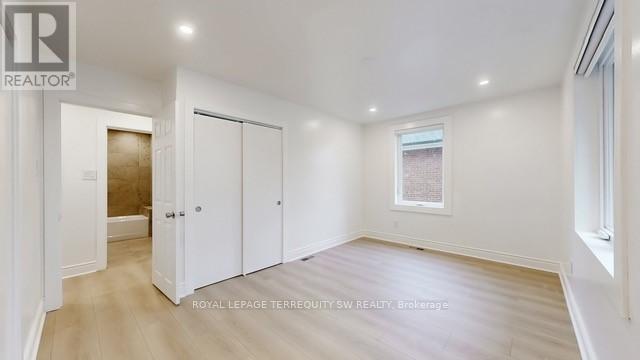 Main - 19 Hawthorne Road, Toronto, Ontario  M9R 1N9 - Photo 29 - W12933354
