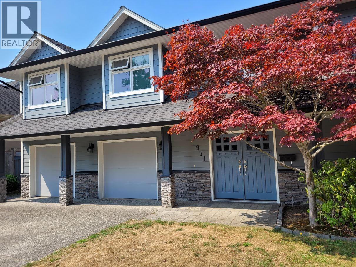 971 51a Street, Delta, British Columbia  V4M 2X9 - Photo 2 - R3091347