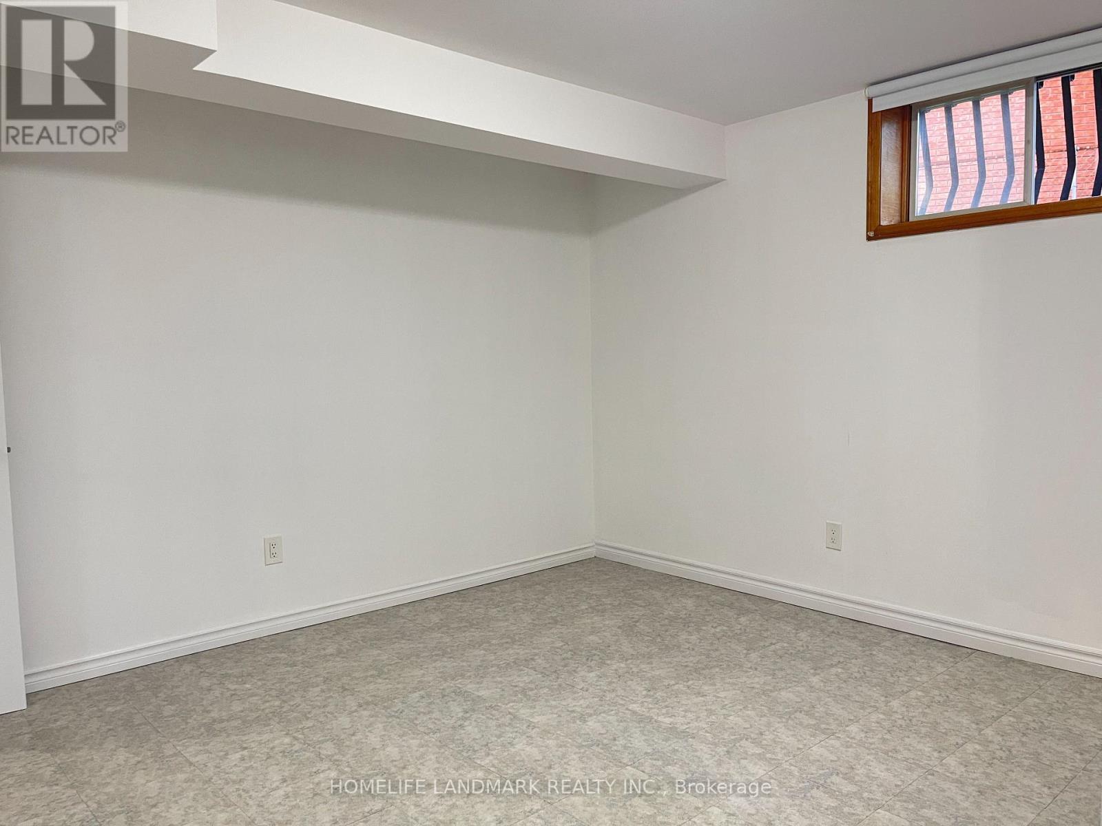 Lower & Main - 353 Darlington Court, Hamilton, Ontario  L9C 6Z2 - Photo 14 - X12933348