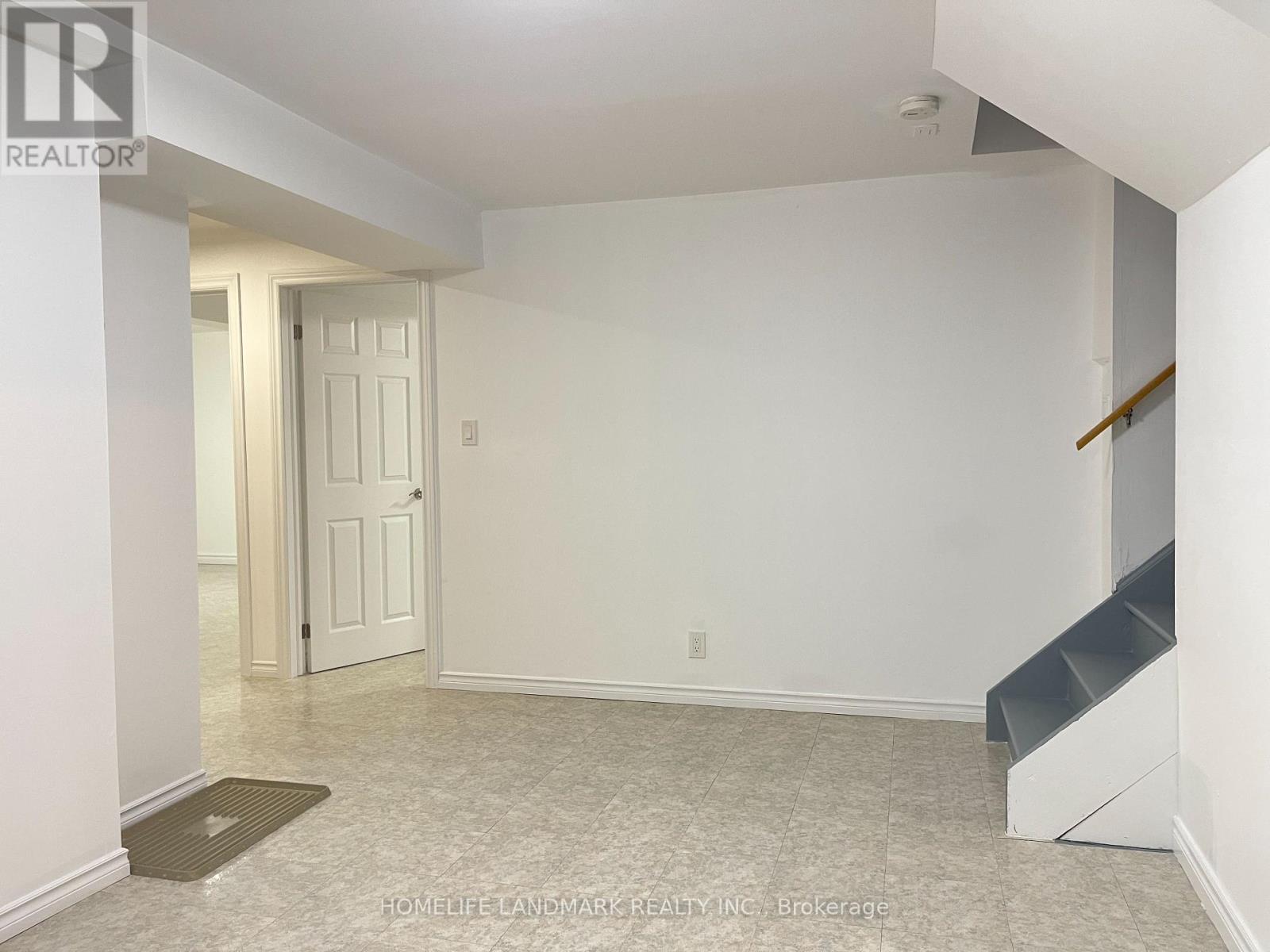 Lower & Main - 353 Darlington Court, Hamilton, Ontario  L9C 6Z2 - Photo 18 - X12933348