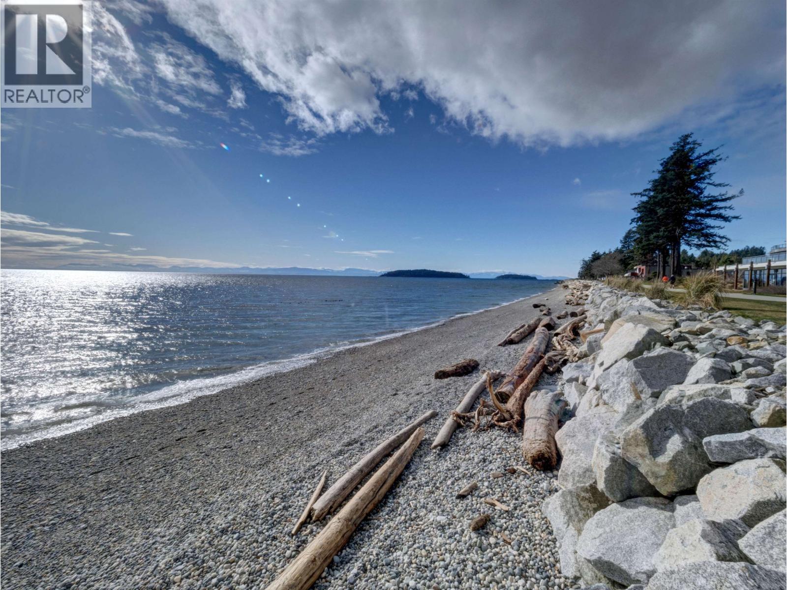 5759 Teredo Street, Sechelt, British Columbia  V0N 3A0 - Photo 6 - C8077283