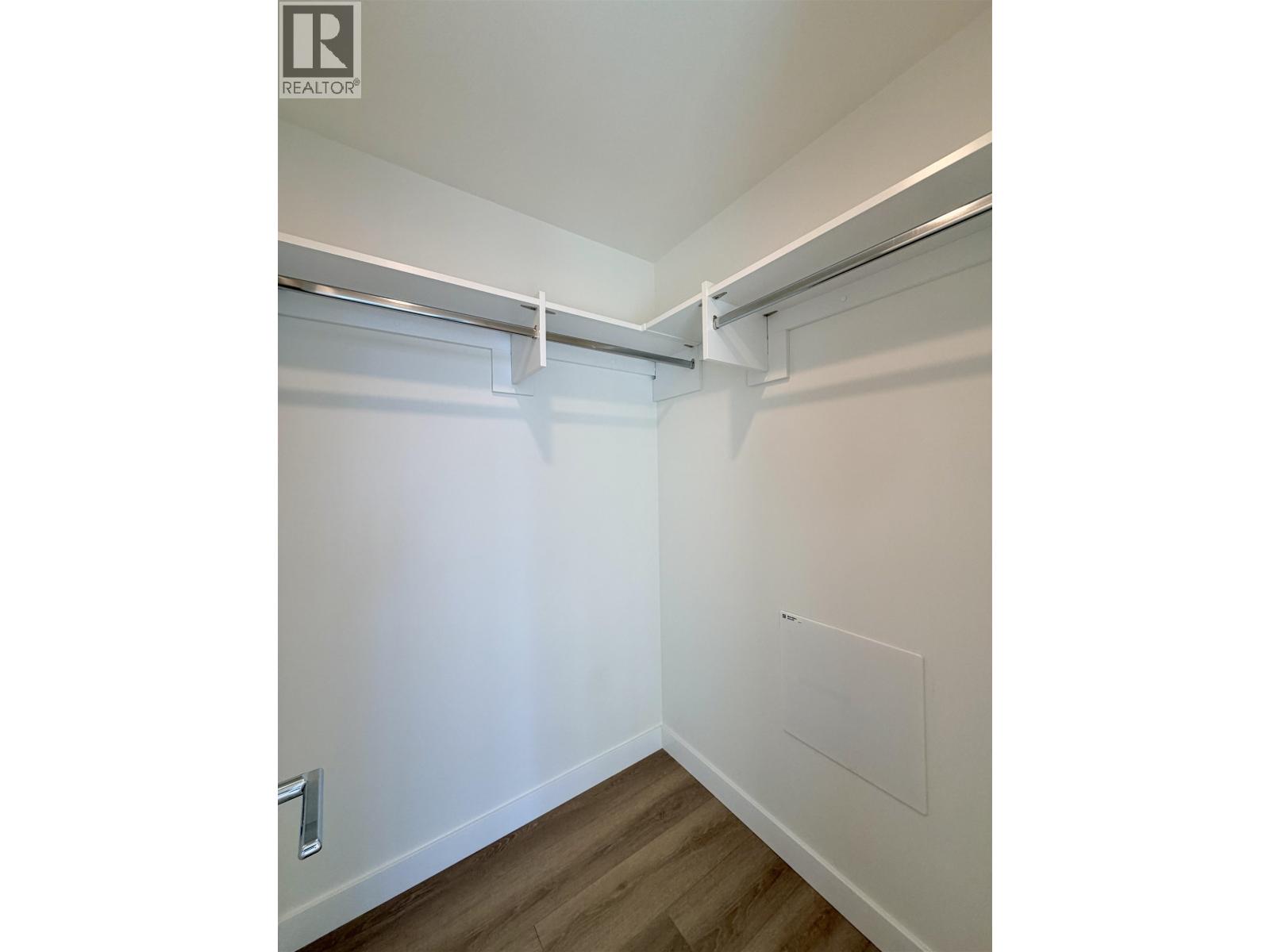 6075 Wilson Avenue, Burnaby, British Columbia  V5H 2R5 - Photo 5 - R3104360