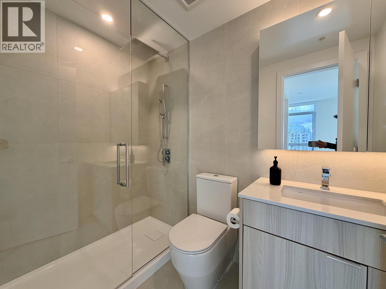 6075 Wilson Avenue, Burnaby, British Columbia  V5H 2R5 - Photo 6 - R3104360