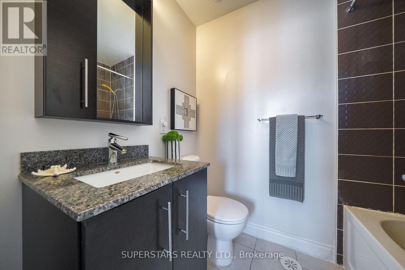 261 South Park Road, Markham, Ontario  L3T 0B6 - Photo 30 - N12864700